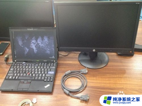 win10连接到外部显示器 win10笔记本如何连接外接显示器