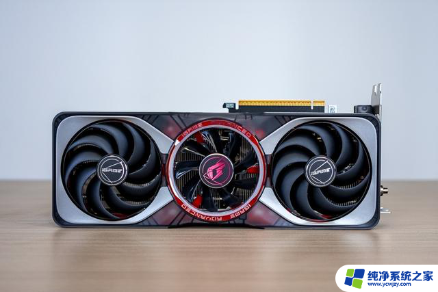 帧率画质双飞跃：iGame RTX 5060 Advanced抢先开箱，性能体验一网打尽