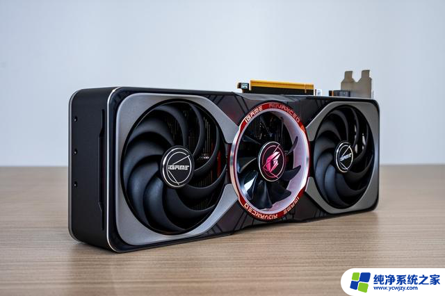帧率画质双飞跃：iGame RTX 5060 Advanced抢先开箱，性能体验一网打尽