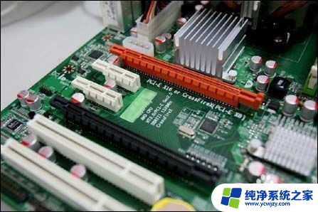 双显卡交火必须两个pcie A卡和N卡的交火方式